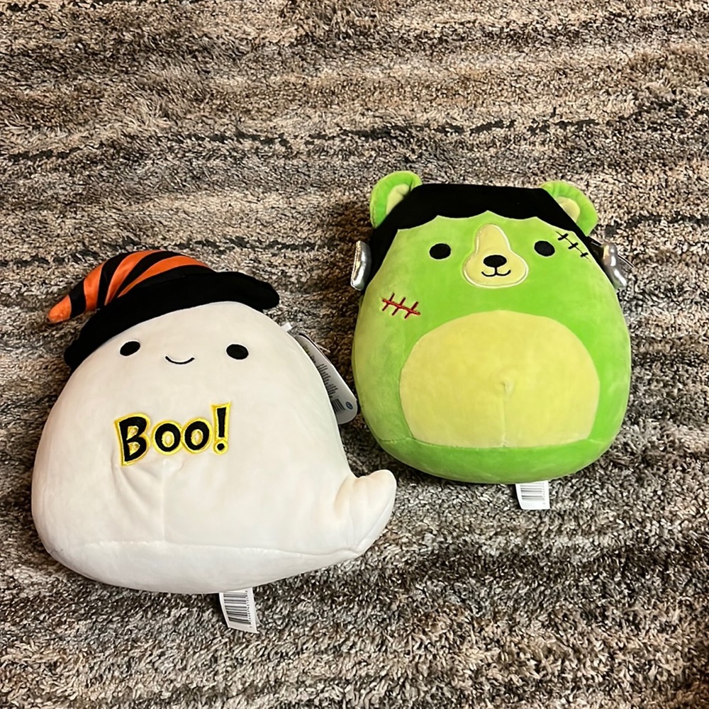 NWT 8 inch Halloween Squishmallows